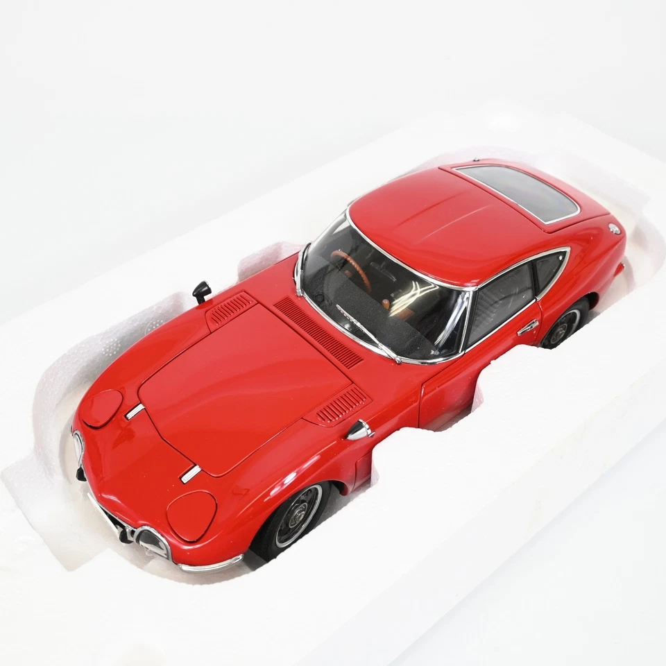 AUTOart Millennium 1/18 Toyota 2000GT Coupé modellino auto pressofuso - Immagine 4 di 4