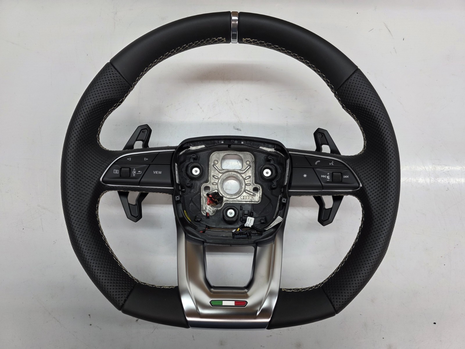 LAMBORGHINI URUS STEERING WHEEL OEM 4ML419091D