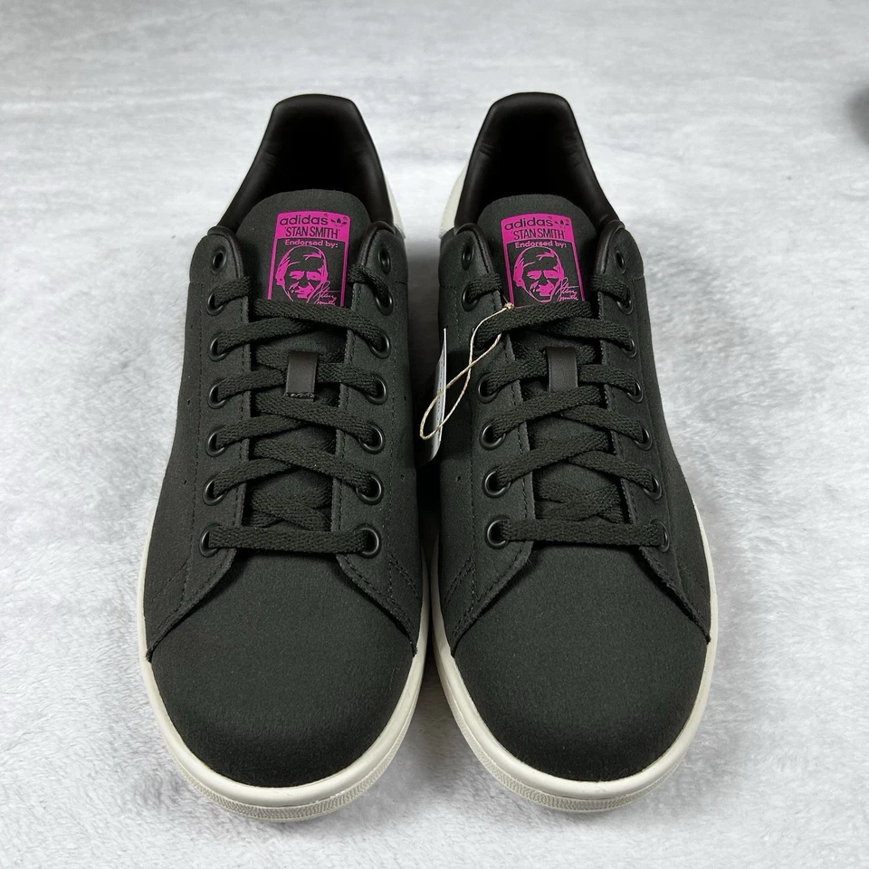 阿迪达斯 Stan Smith Youth 尺码 7 橄榄绿色运动鞋 GY3370 全新带盒 — 第 4/4 张图片