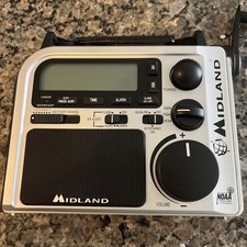 Midland ER102 Emergency Radio Battery Crank Power Adapter Lights Tested Working