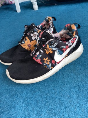 nike flower trainers