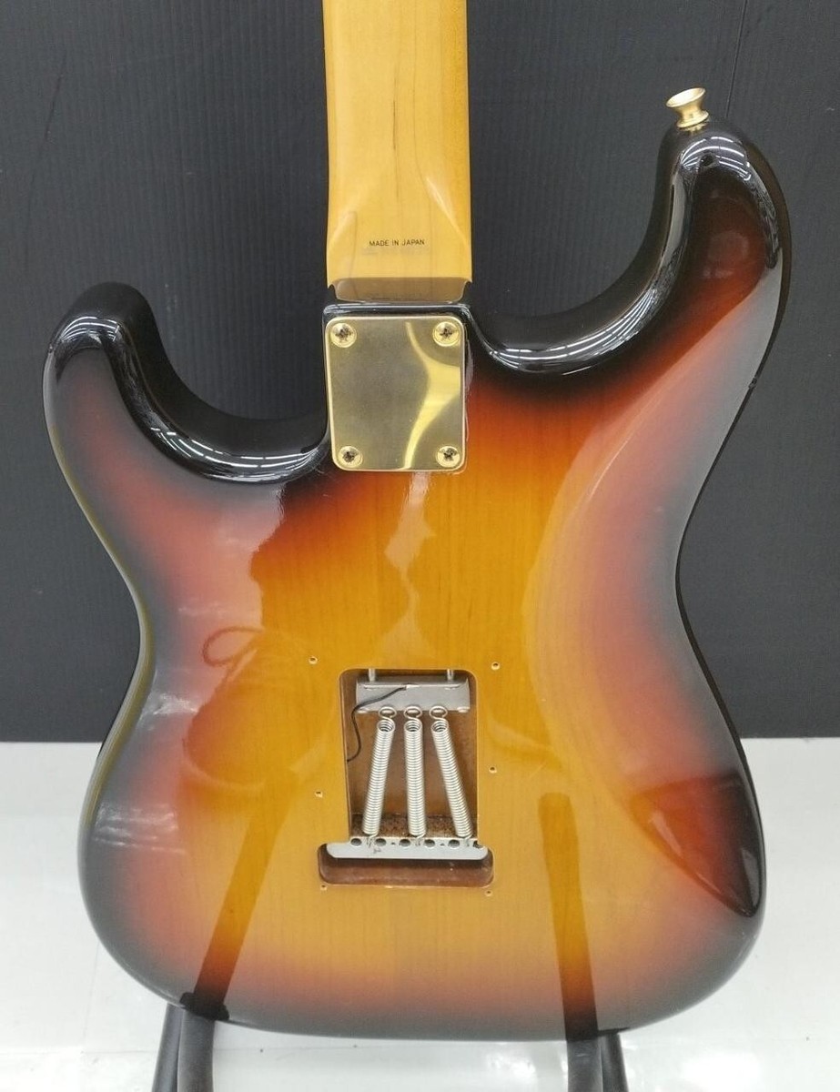 Fender Japan Stratocaster ゴールド Fender Japan ST72-SC Stratocaster Yellow White Made in Japan