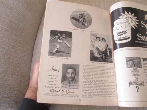 Army vs Navy NCAA Football Game Program November 1971 - Picture 12 of 12