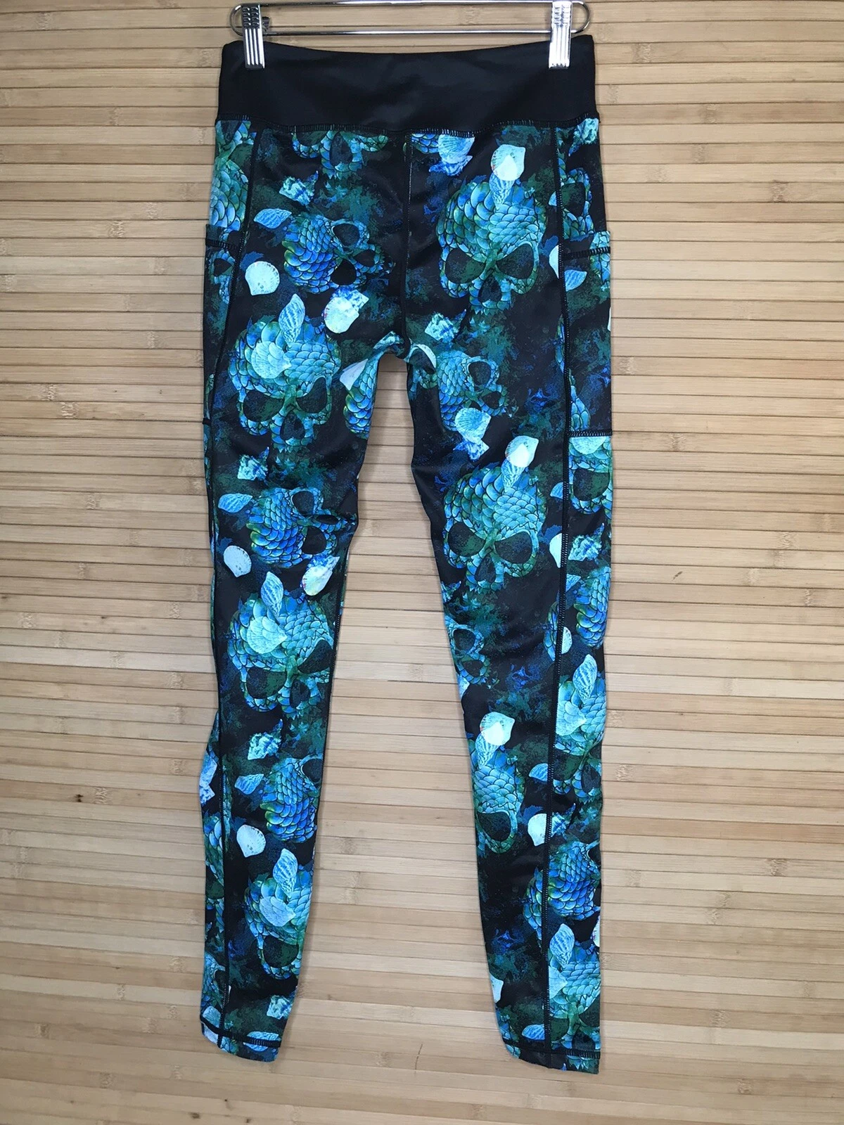 constantly-varied-gear mermaid skull beach seashell squat gym leggings