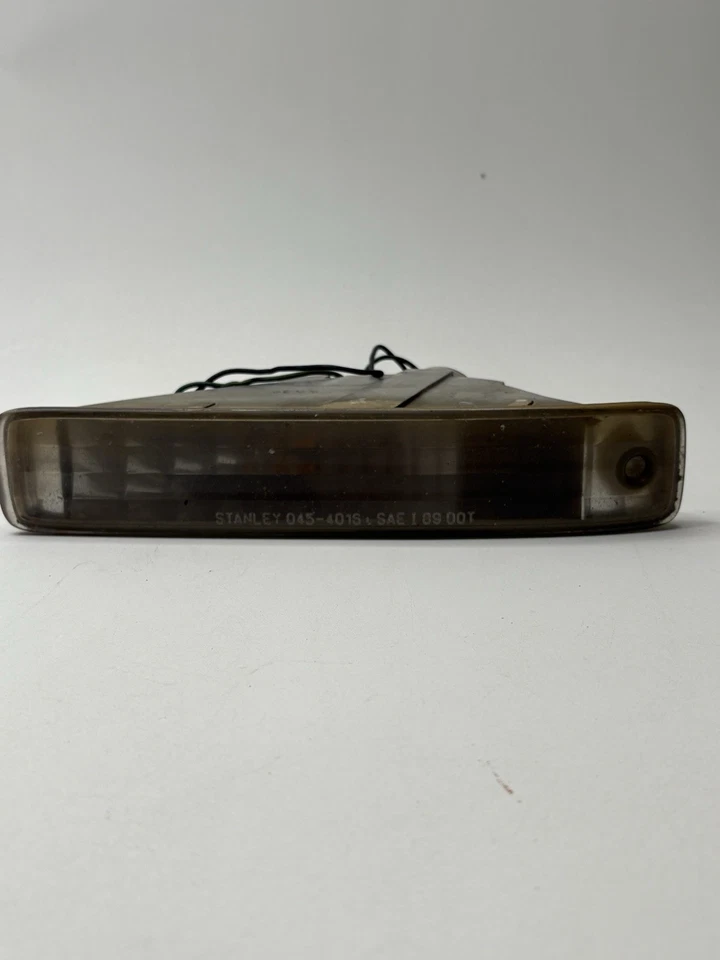 Par de carcasas de faros Stanley 043-4016 1992-1994 Acura Vigor Inspire OEM Foto 2 de 4