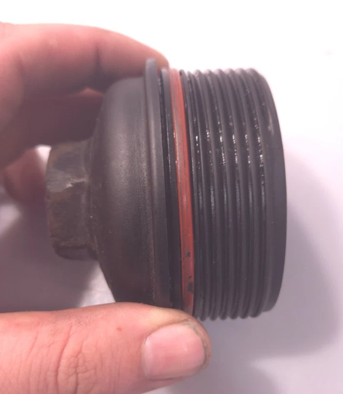 Chevrolet 2006 filtro de aceite de cobalto tapa tapa P/N 12580254 pieza original OEM Foto 2 de 4