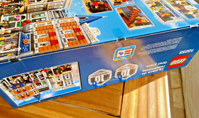 LEGO CREATOR / MODULAR: Assembly Square (10255) - RETIRED SET, UNOPENED, NEW