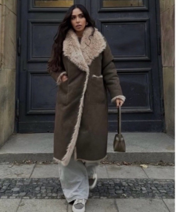 ZARA REVERSIBLE FAUX FUR DOUBLE-FACED LONG COAT  thumbnail 10