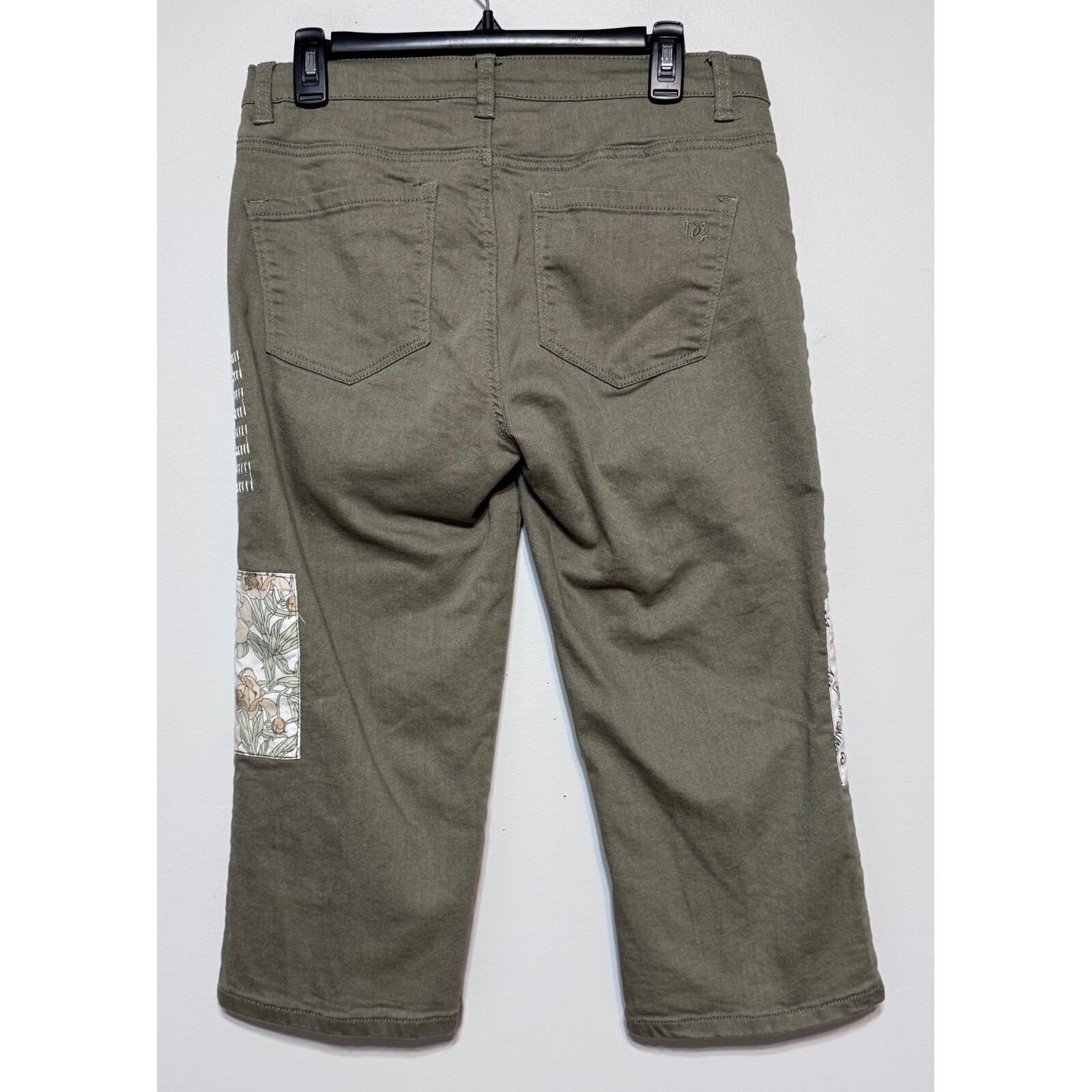 Boho Chic Olive Capri Patchwork Pants Size 10P Co… - image 5