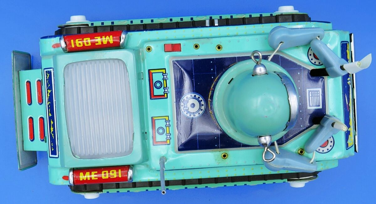 SPACE TANK and BOX Early 1960s China ROBOT Gyro Action /Tin SPACE TANK and BOX Early 1960s China ROBOT Gyro Action /Tin
