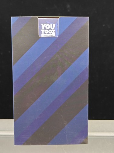 Original Packaging Unscratched Code Vinyl Figure UTUZ - Picture 15 of 43
