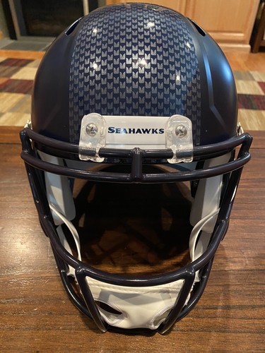 Kenneth Walker III Autographed Seattle Seahawks Speed Full Size Helmet Beckett - Picture 7 of 11