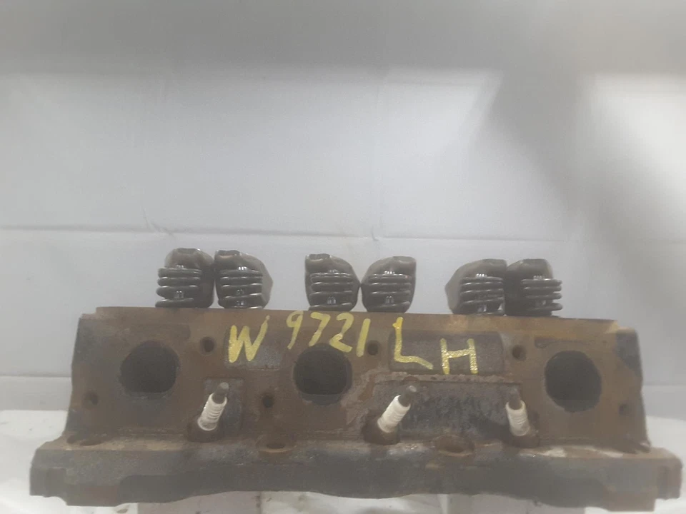 Used Engine Cylinder Head fits: 1991 Oldsmobile Ciera 6-231 3.8 Grade A - Изображение 2 из 4