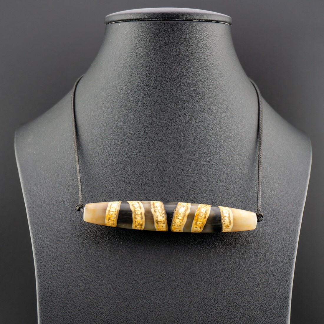 Himalayan Nepalese Tibetan Tian Zhu Dzi Bead Stripes Dzi Amulet