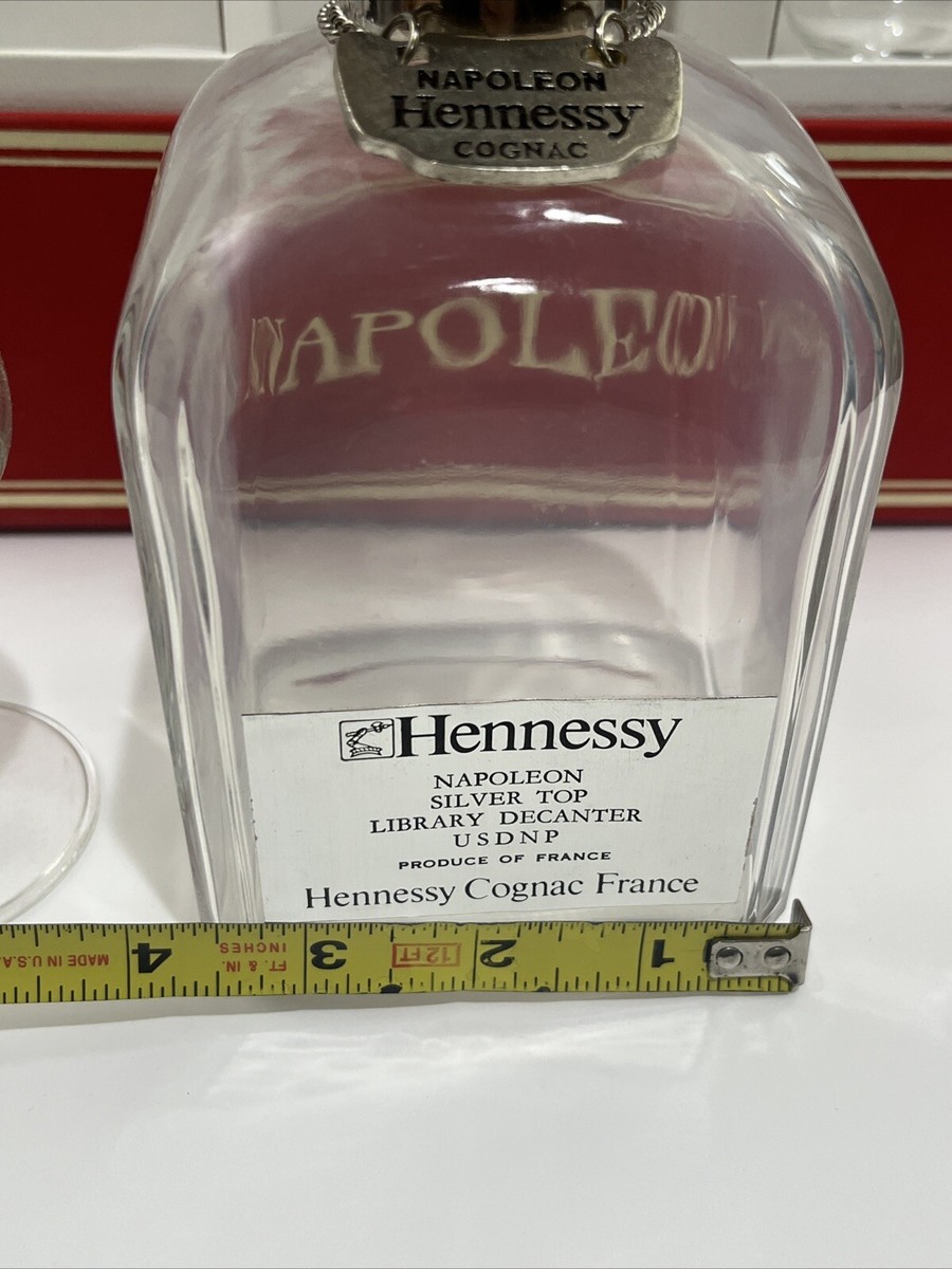 Hennessy Cognac Napoleon Silver Top Library Decanter Glass Hennessy Cognac Napoleon Silver Top Library Decanter Glass