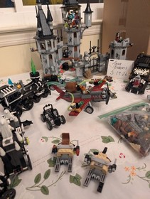 LEGO MONSTER FIGHTER SETS (BUNDLE x9 sets ) - 10228 Haunted House  / 9464 The Va