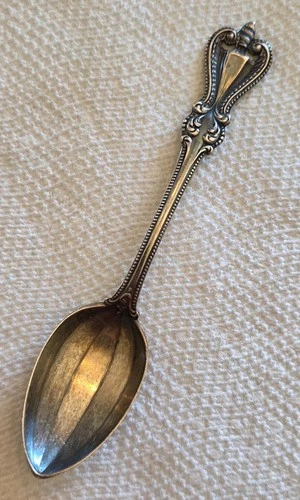 TOWLE OLD COLONIAL RIBBED BOWL STERLING SPOON with PAT 1895 MARK