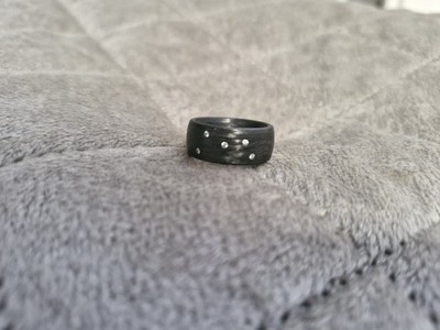 TitanFactory Carbon Ring 5 Diamanten 0,05 ct   wie neu