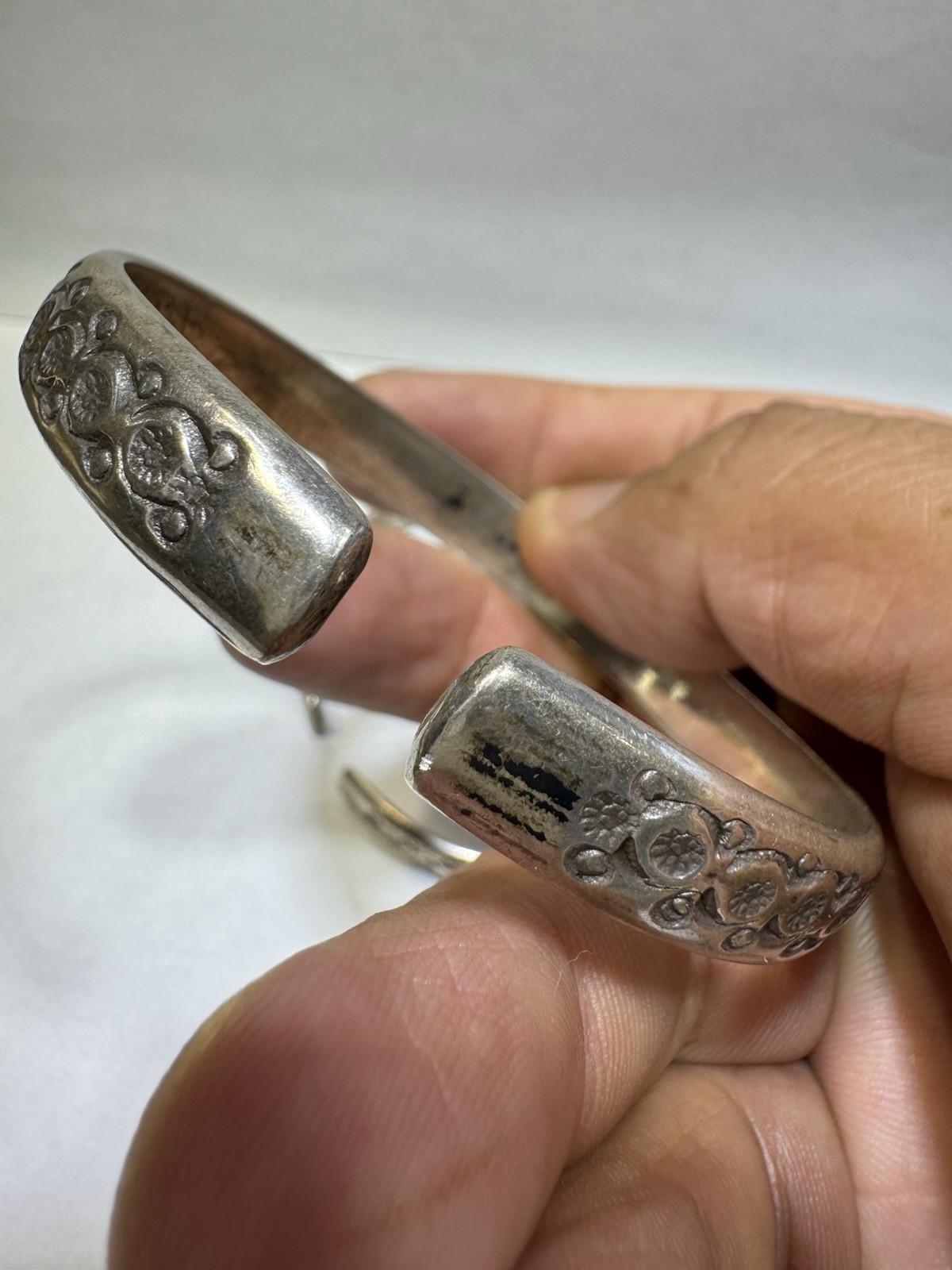 Vintage Solid Heavy handmade Sterling Silver flow… - image 7