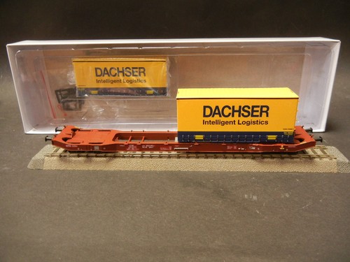 NME 538610 BLS transporte de coches vagón central + chapa de cruce, Ep.6 en H0 DC = | Condition: Neu