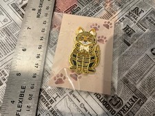 geekgear harry potter mrs norris cat pin argus filch caretaker Hogwarts