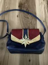 Captain Marvel CrossBody Purse Bag BioWorld Cosplay Avengers
