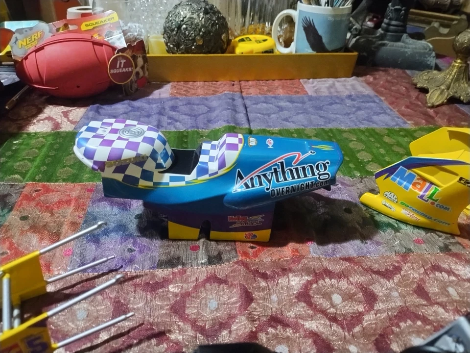 Tony Mullen - 2000 Suzuki GS Pro Stock Bike 1:9 Foto 2 de 4