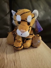 Russ Berrie Shining Stars Tiger Plush with Sealed Tag 8" Unregistered 0407