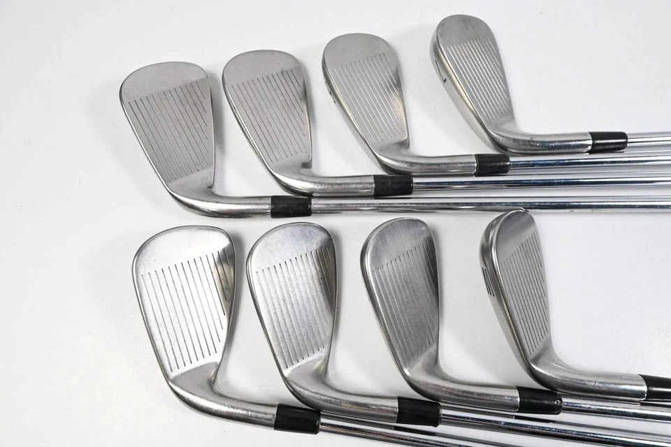 Titleist 712 AP1 Irons / 4-PW+GW / Stiff Flex XP 90 S300 Shafts - Image 3 of 4