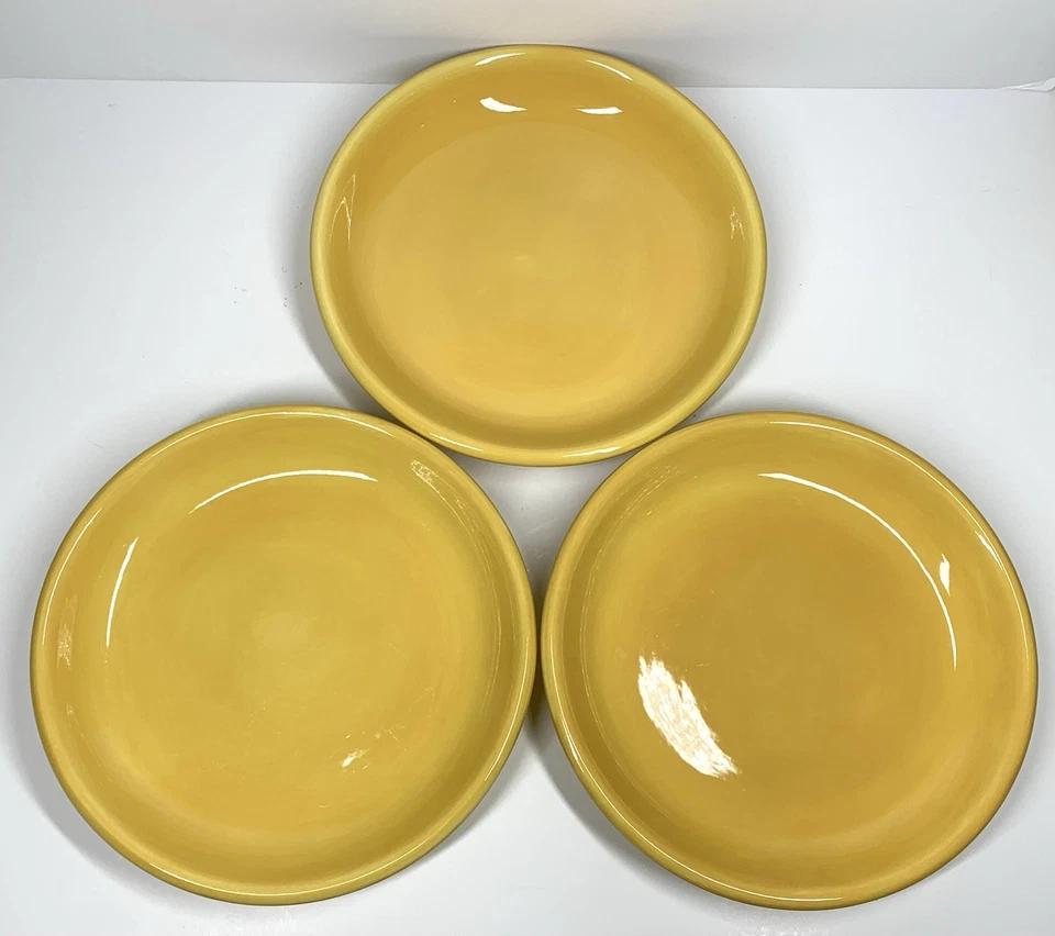 Juego de 3 platos de ensalada Pottery Barn COLORIDO SERVIR amarillo cupé 9" retirados 2003 Foto 2 de 4