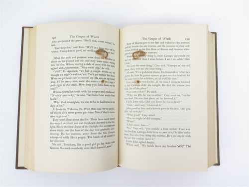 John Steinbeck Set of 6 Books Vintage circa 1930s Hardcover PF Collier & Son NY - Picture 8 of 12