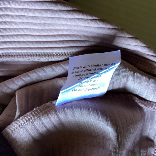 Mondetta Performance Luxury Crowl Neckline LongSleeve Activewear Top/Thumb Holes - Picture 14 of 17