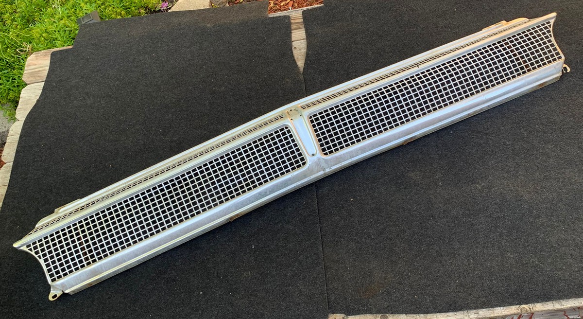 Vintage 1965 Plymouth Sport Fury II III OEM Center Aluminum Metal