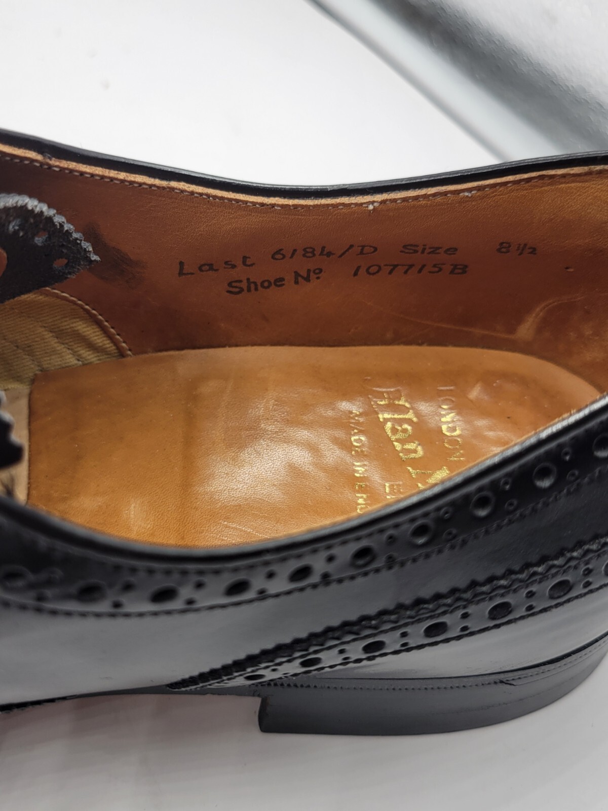 Alan McAfee Wingtip Dress Shoes Size 8.5  Black Leather England Nice Shape EUC