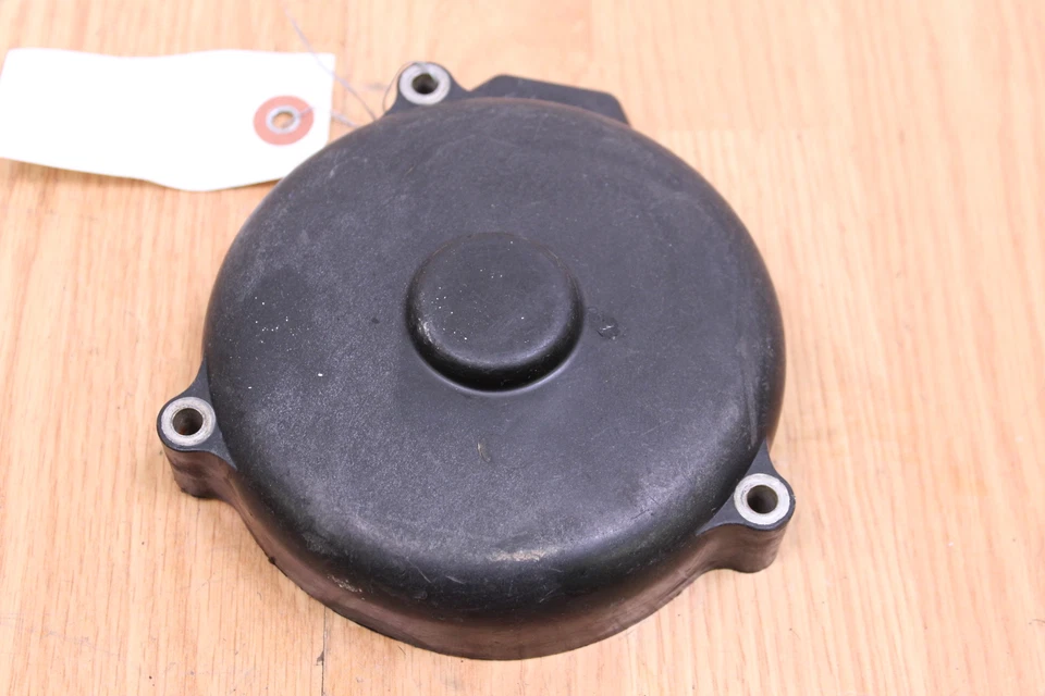 1981 YAMAHA IT465 Stator Cover Mag Cover - Imagem 2 de 4