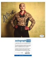 Kiersey Clemons "Rent: Live" AUTOGRAPH Signed 8x10 Photo ACOA