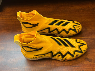Adidas Freak Ultra 22 Team College Gold Football Cleats Mens Size 13