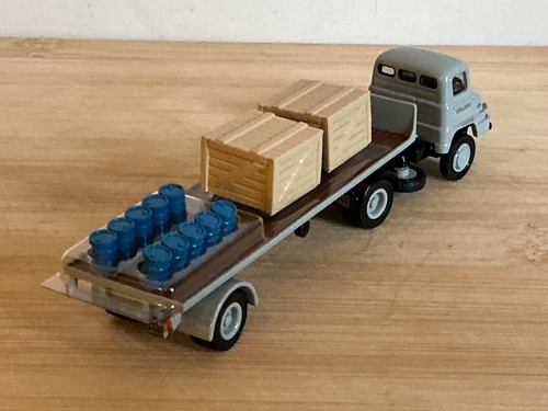 EFE 33201 TRADER ARTICULATED FLATBED. LONDON TRANSPORT. BOXED. - Picture 4 of 4