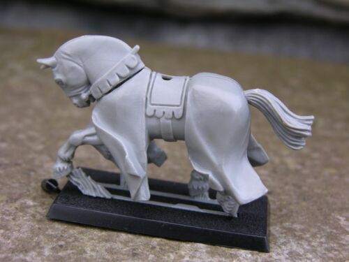 WARHAMMER PLASTIC HORSE PARTS, SPARES MULTI-LISTING - Picture 12 of 29
