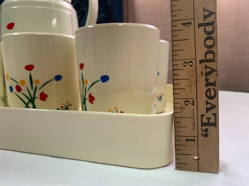 Vintage Plastic Floral/Tulip 7pc Serving Set: Tray, Carafe w/Lid and 4 Tumblers! - Picture 14 of 22