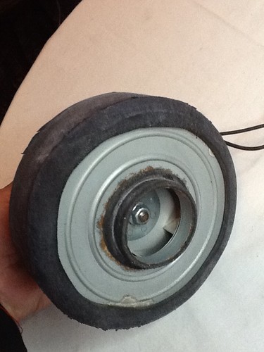 DIRT DEVIL VACUUM MOTOR (GENTLY USED) FEATHERLITE #:YDC50, 13.8A 012524d - Picture 7 of 8