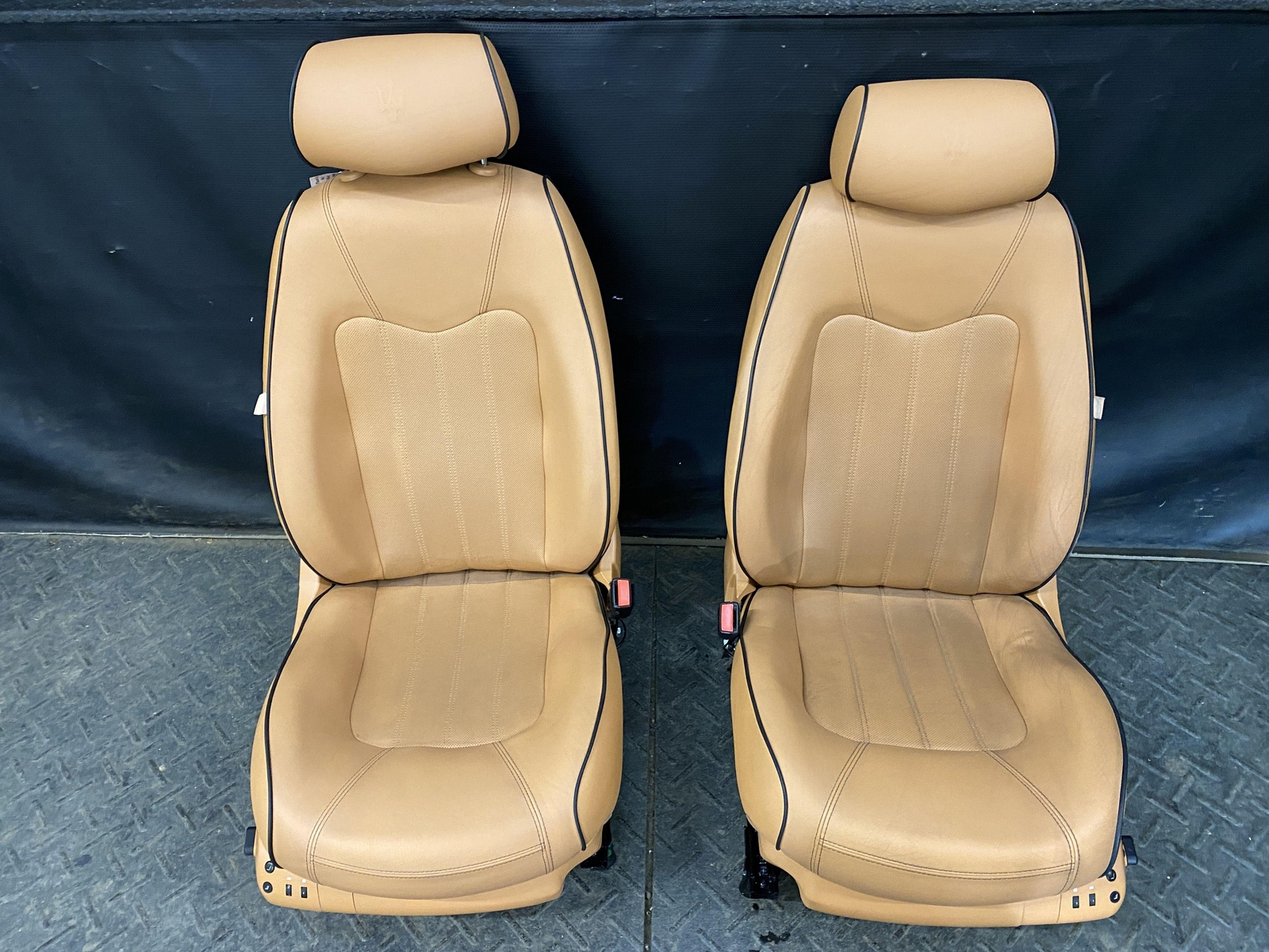 09 MASERATI QUATTROPORT SET OF POWER BUCKET FRONT & REAR SEATS CUOIO LEATHER