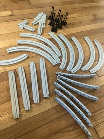 LEGO Monorail Track  Lot 27 Pieces 2671 | 2672 | 2677 | 2678 | 2772c01 | 2772c02