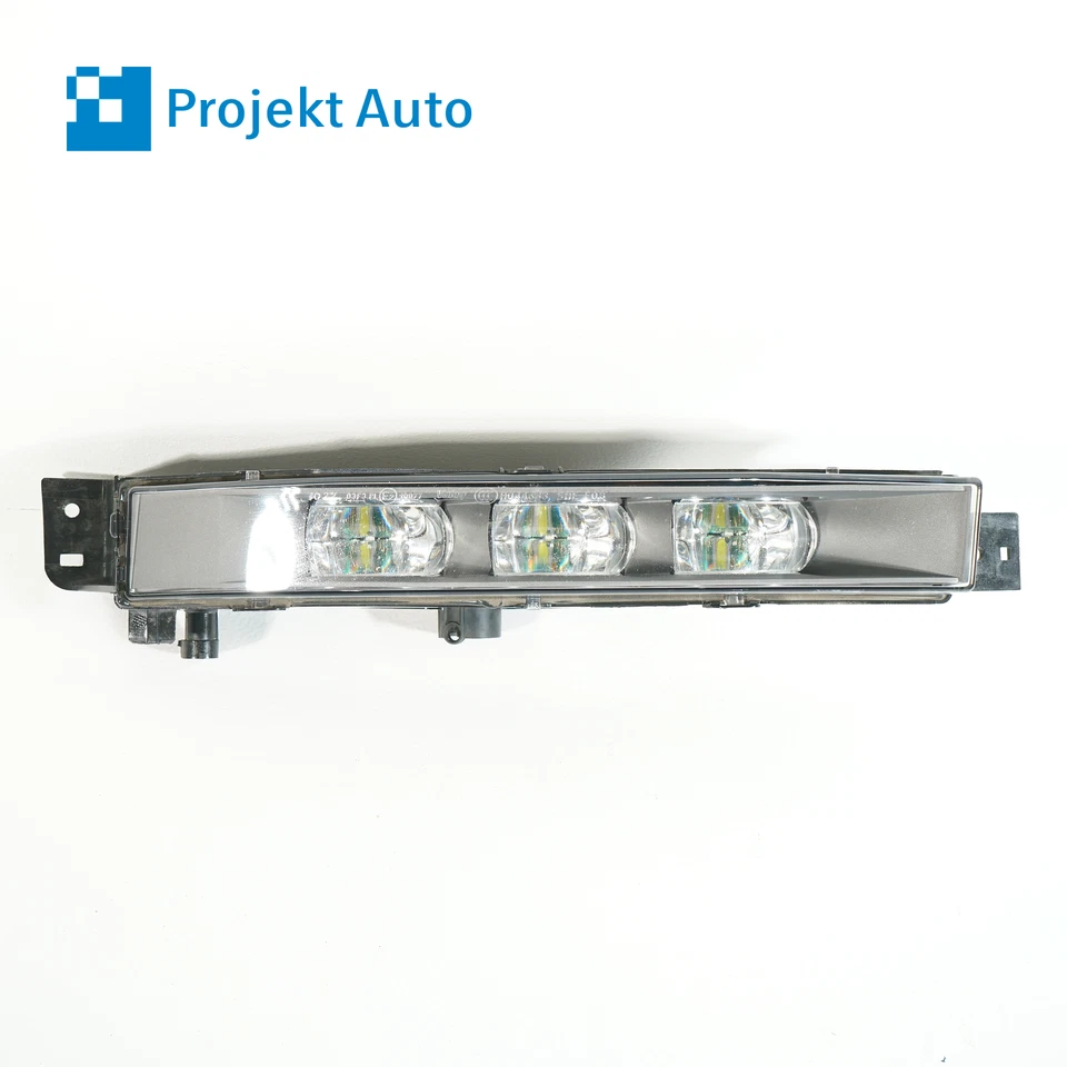 12-19 OEM BMW Front Right LED Fog Light M6 650i 640i 7234928 F13 F06 F12 - Image 3 of 4