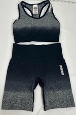 Gymshark Women's Black  Grey Seamless Workout Set Crop Top Shorts Size XS