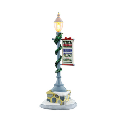 L38 Vail Lamp Post
