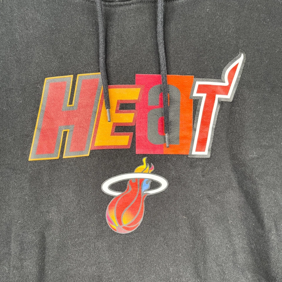 New Era Miami Heat Hoodie Large Black Graphic Print Pullover Mens - Image 3 of 4