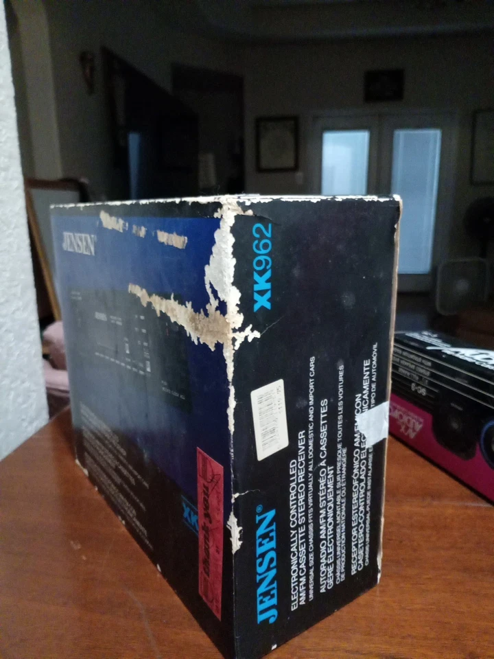 Vintage Jensen Xk-962 Car Radio Stereo Cassette Player Receiver AM/FM NOS - Image 4 of 4