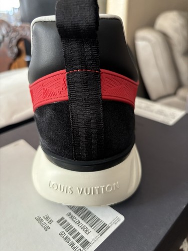 Louis Vuitton Fastlane Damier Sneakers Size LV 8 - 9 US - Picture 3 of 6