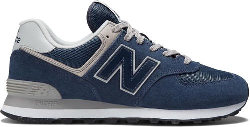 New Balance 574 trainers in Navy 10.5 UK - Picture 3 of 6